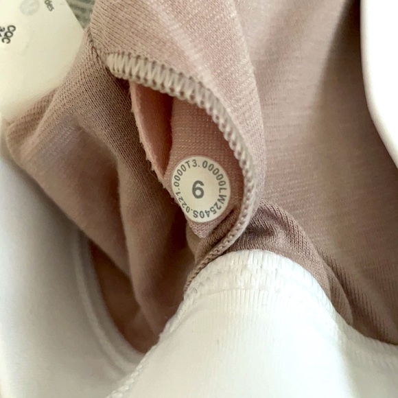 NWT Lululemon White Energy Bra Size 6 - Picture 6 of 8